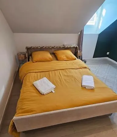 Holiday home Les 4 Mares